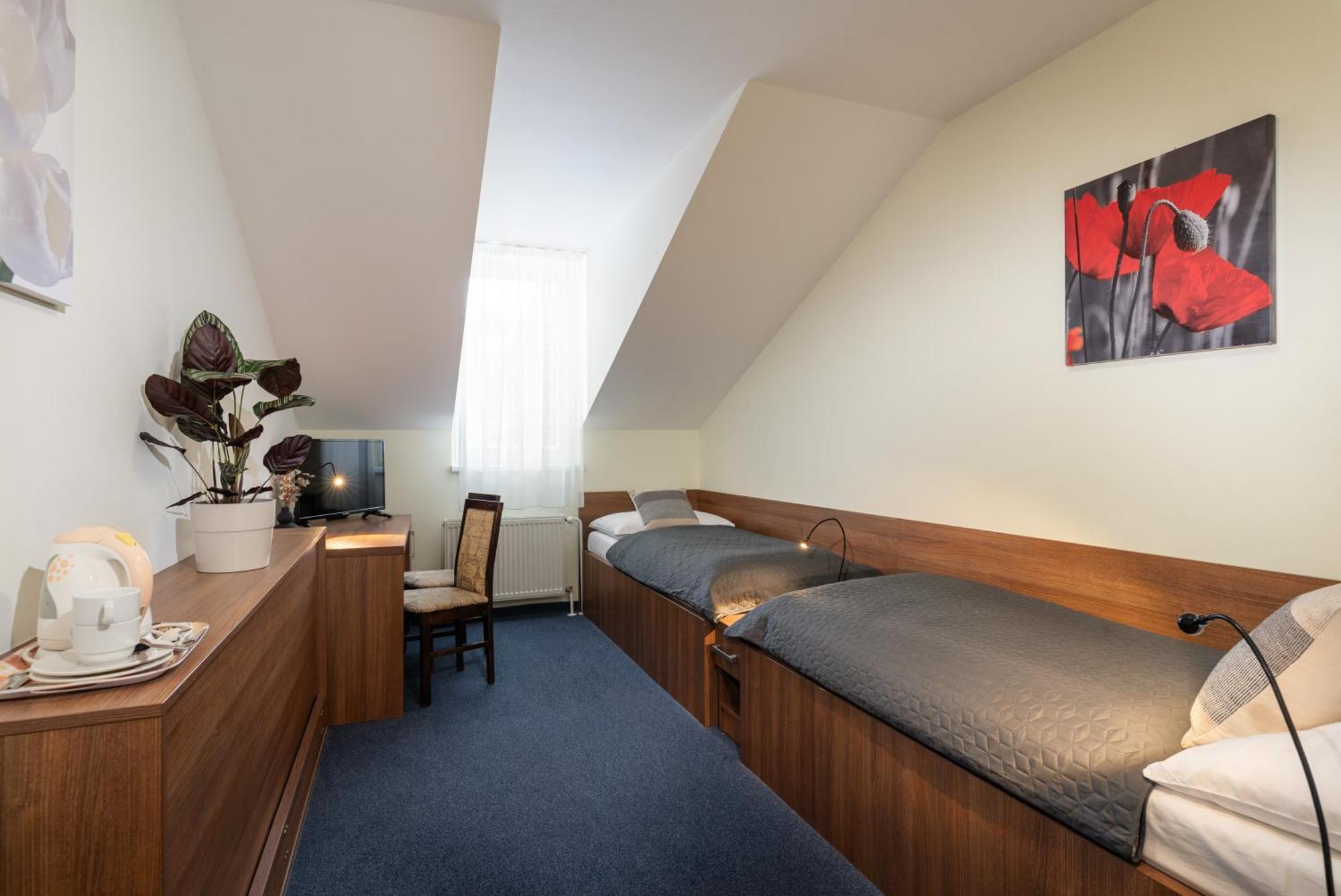 Horsky Hotel Remata Raztocno Exteriör bild